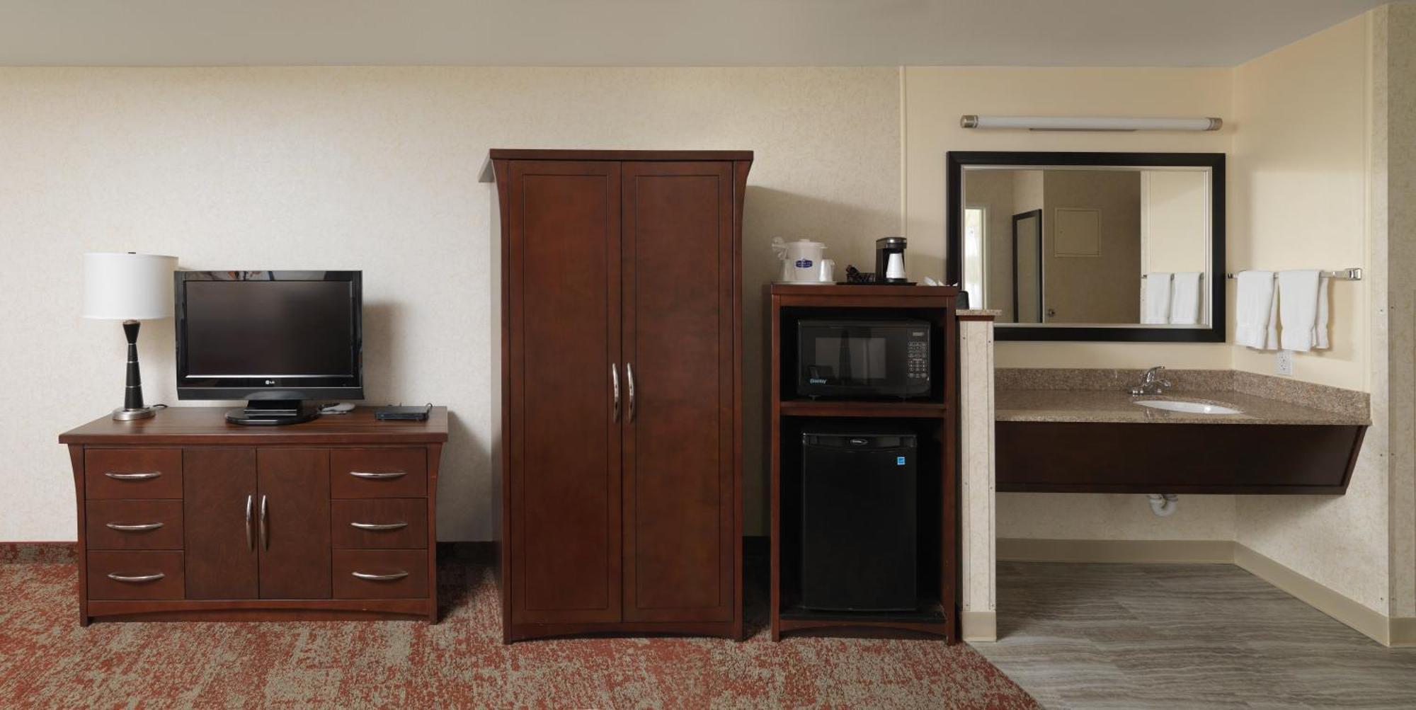 Standard King Room