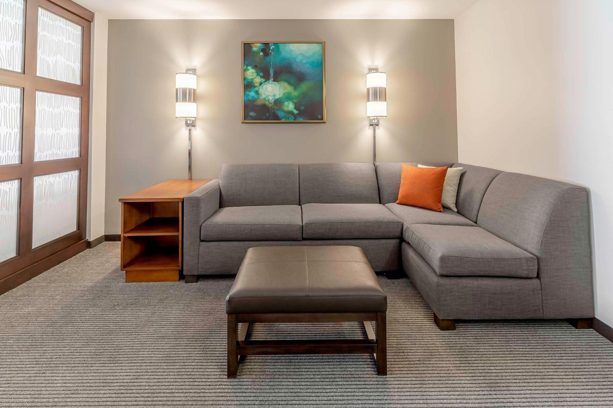Queen Room Two Queen Beds Sofa Bed High Floor