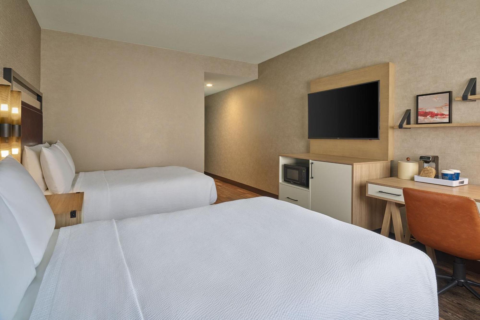 Double Room with Two Queen Beds