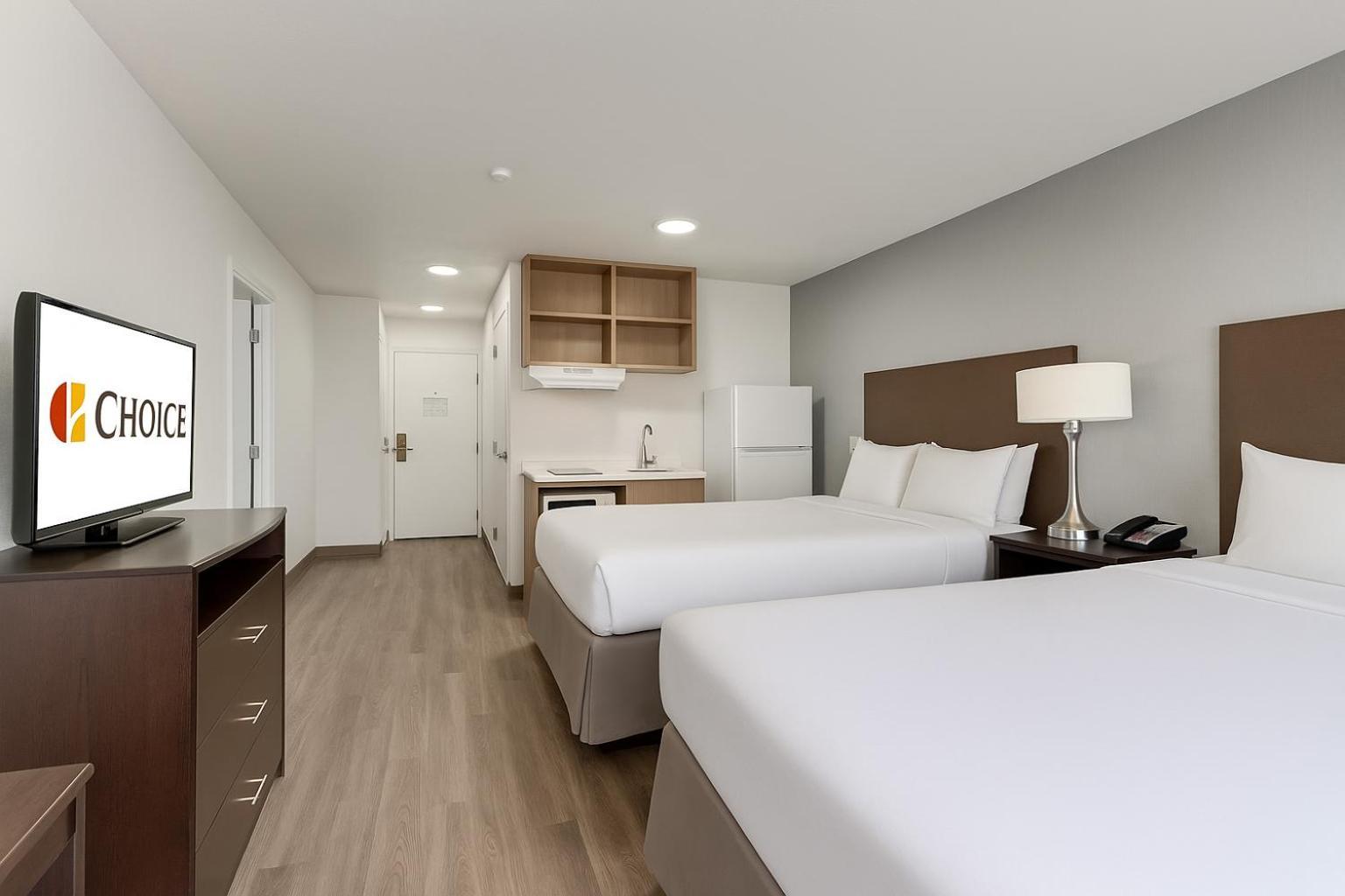 Quadruple Room Two Queen Beds Non Smoking