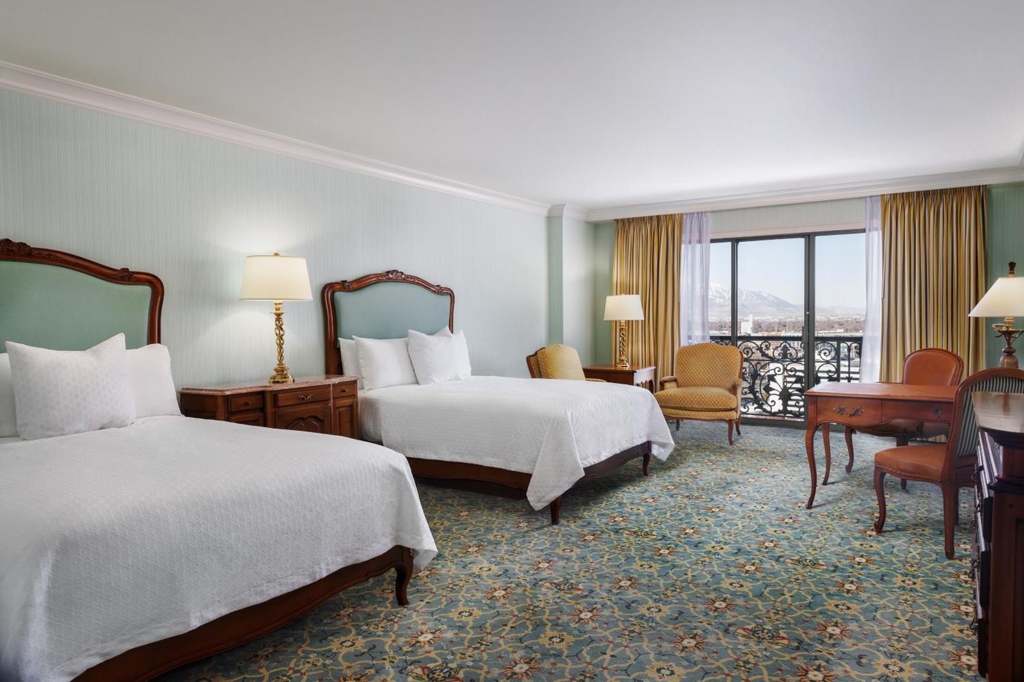 Premium Double Queen Room
