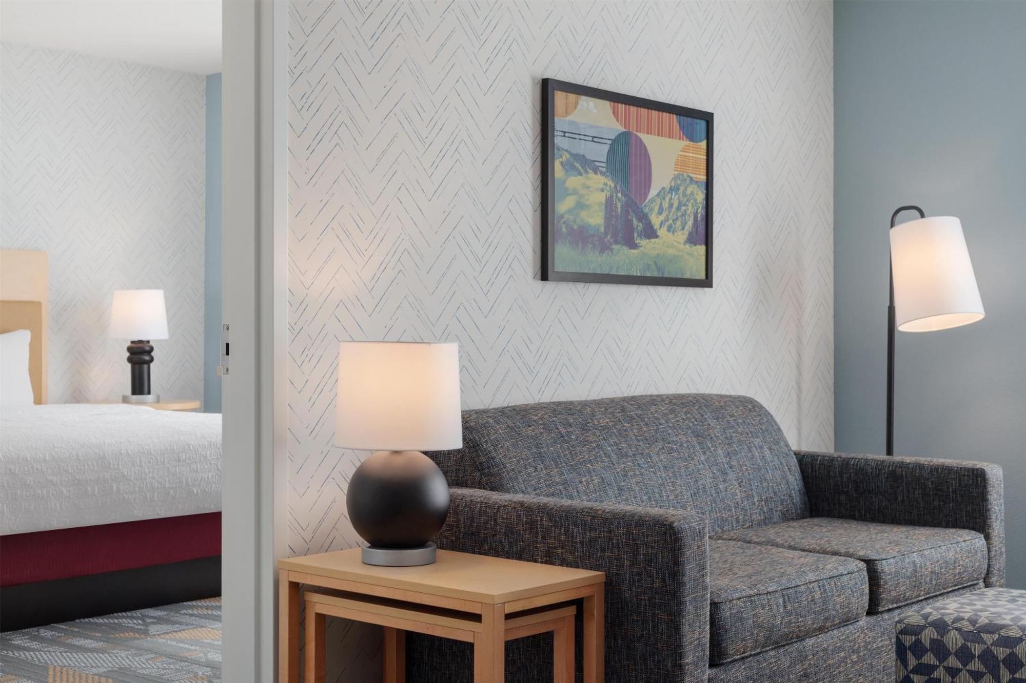 One-Bedroom King Suite Non-Smoking