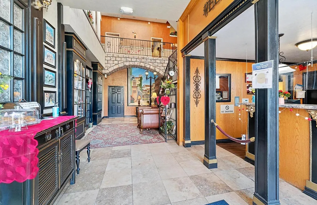 The Anniversary Inn - Fifth South-1
