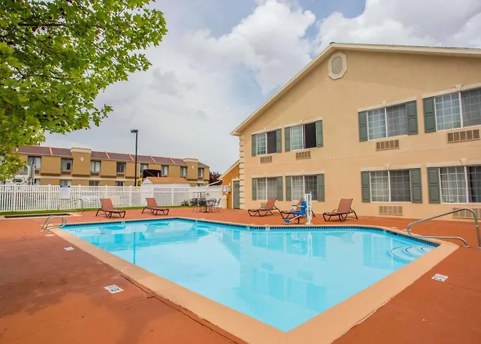 Quality Inn & Suites Airport West Salt Lake City